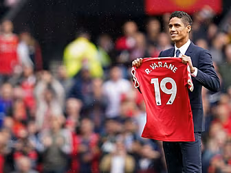 Raphaël Varane to make Man Uni...