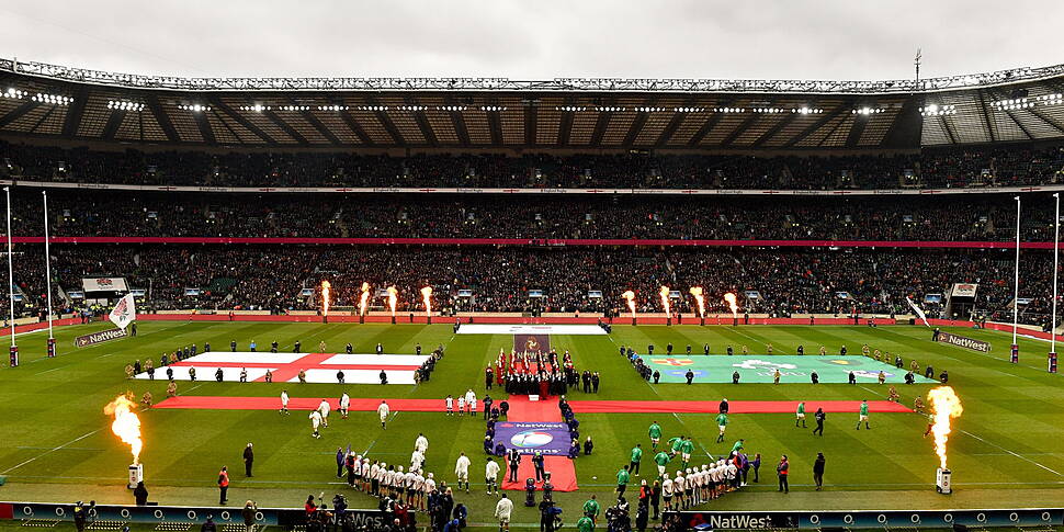 England announce solo bid for...