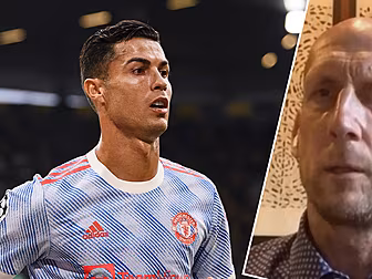 Stam: Ole should not treat Ron...