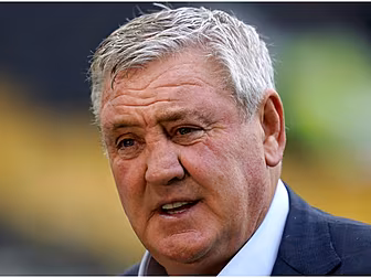 Newcastle United sack manager...