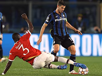 Bailly's high risk defending a...