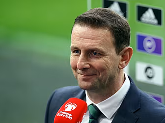 Ian Baraclough rewarded with n...
