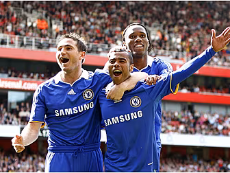 Ashley Cole joins Everton coac...
