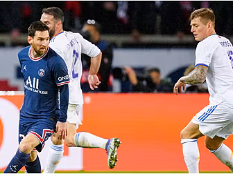 WATCH: MESSI FAILS TO FIND SPA...