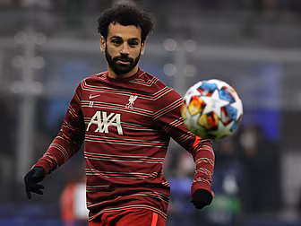 Mohamed Salah should give a li...