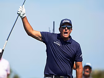 Mickelson dismisses Saudi huma...