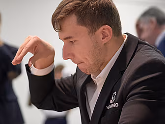 Russian chess grandmaster Karj...