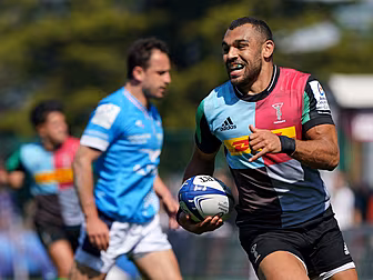 WATCH: Marcus Smith sparks phe...
