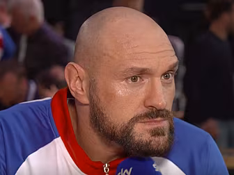 Watch: Fury throws Sky strop o...
