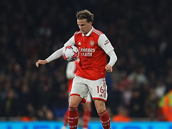 'Holding is a symptom of Arsen...