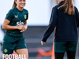 Football Daily: Ireland buildi...