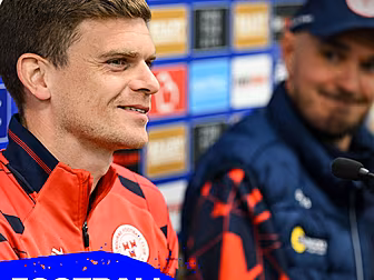 FOOTBALL DAILY | 'It leaves it...