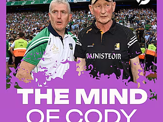 John Kiely & Richie Hogan delv...