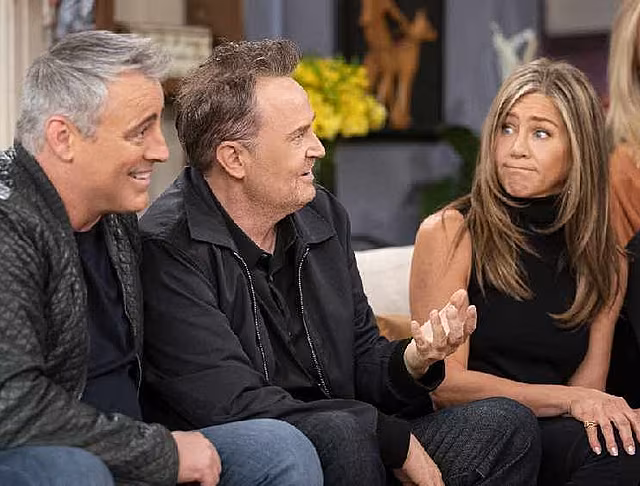 Matthew Perry's Friends Co-Sta...