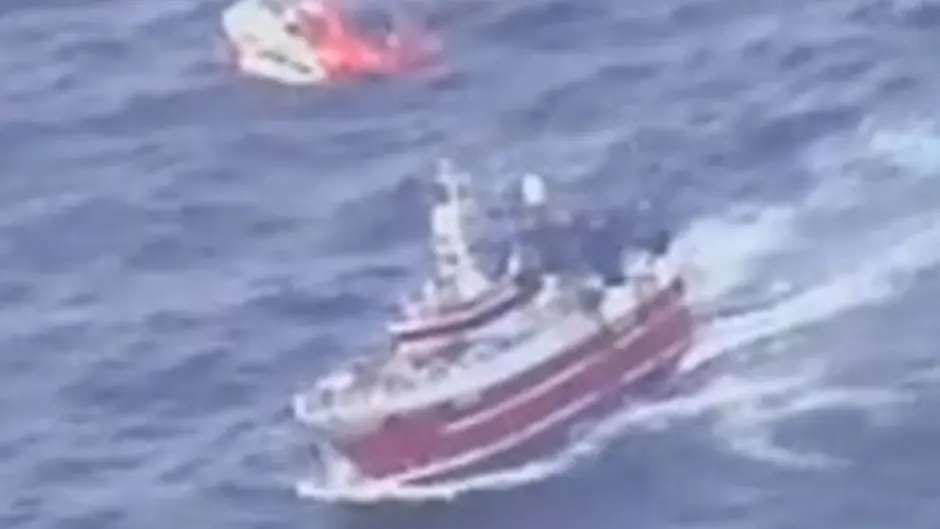 Fisherman airlifted to CUH after being rescued off Kinsale coast Image