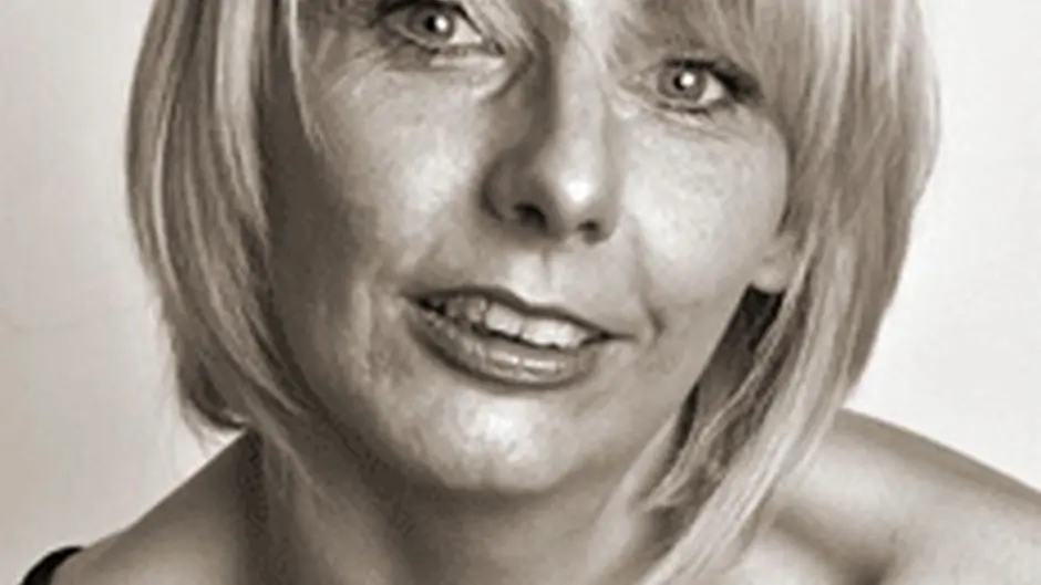 Win for Wayne Lloyds stylist sister in awards Image