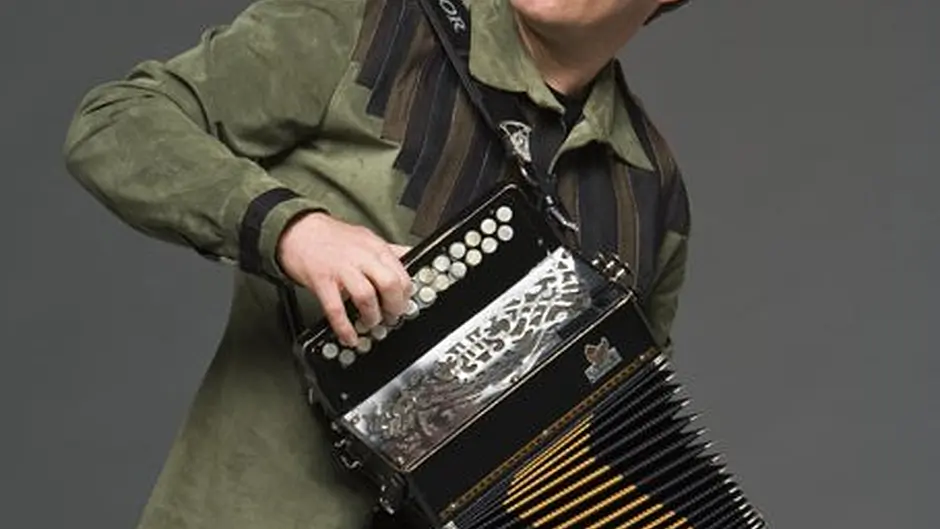 Musician: Liam O'Connor

IT&rsquo;S been announced that two top artists will provide pre-match entertainment at the Munster SFC Image
