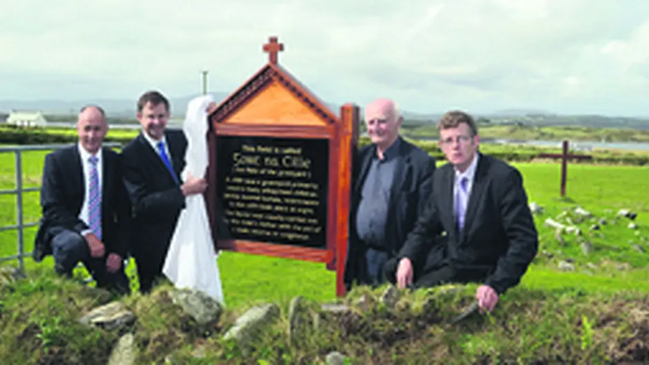 Plaque unveiled at Heir Islands grave for unbaptised children Image