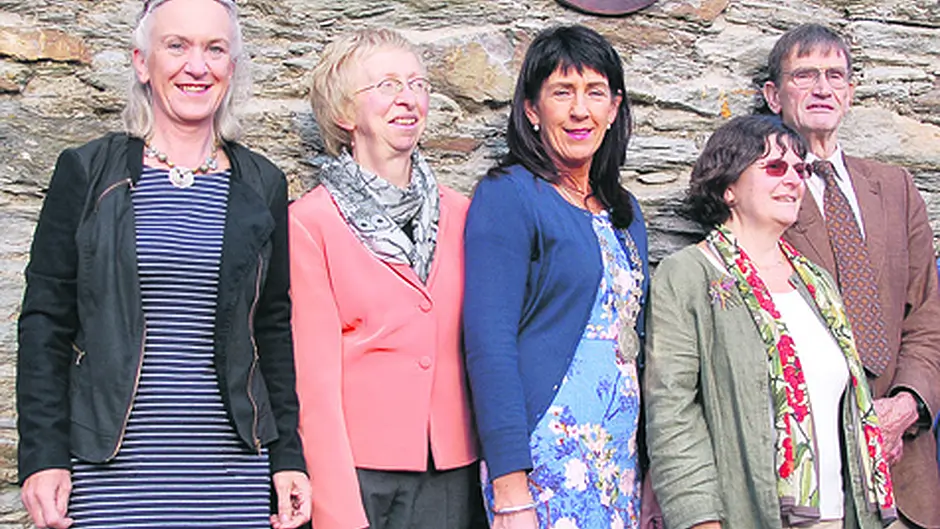 Wall plaque marks grave of Irelands first female botanist Image