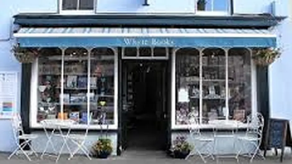 Calling all storytellers to Schull bookshop Image