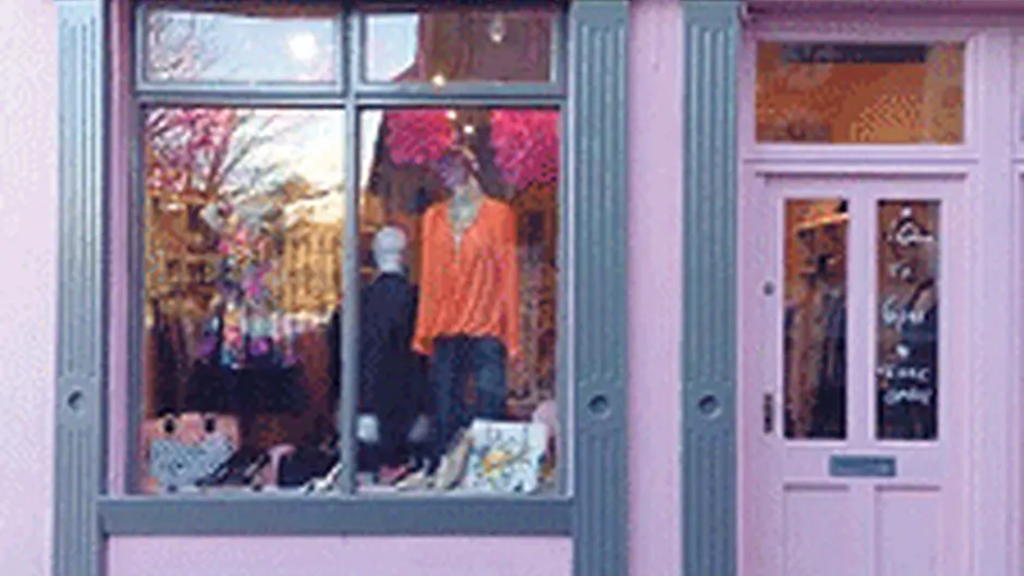 Kinsale trio organise style event Image