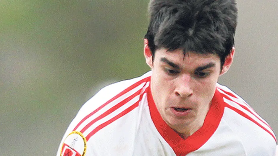 Davis shoots the lights out in Rossa romp Image