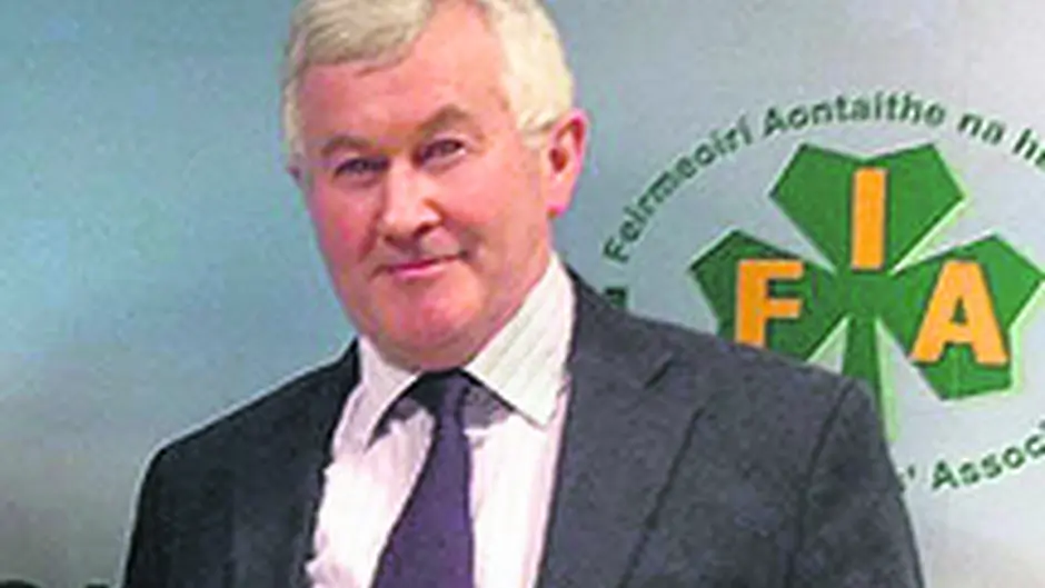 Insure against pet attacks on sheep call Image