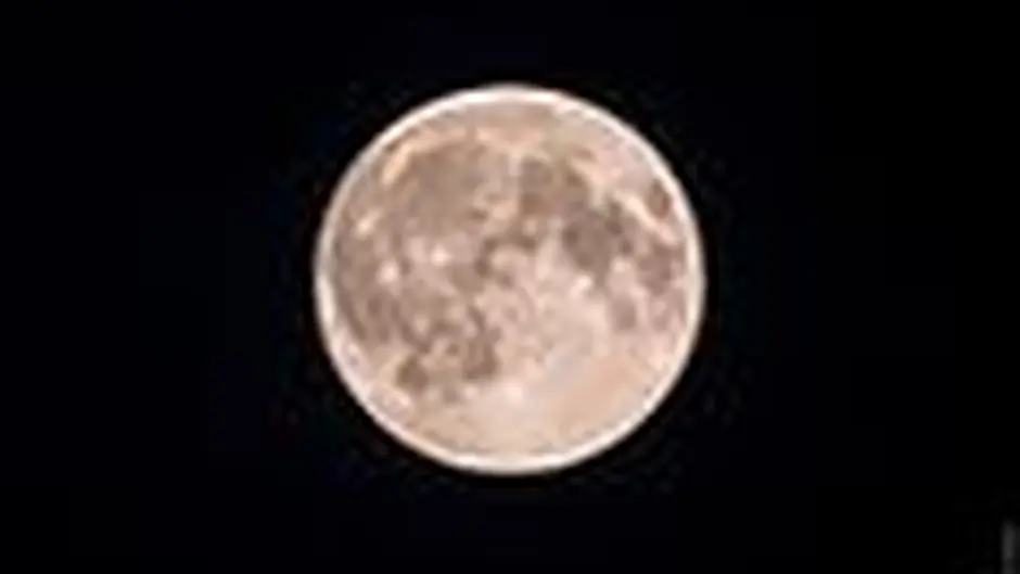 Warning as rare Full Moon brings extra hazard to swimmers this Christmas Day Image