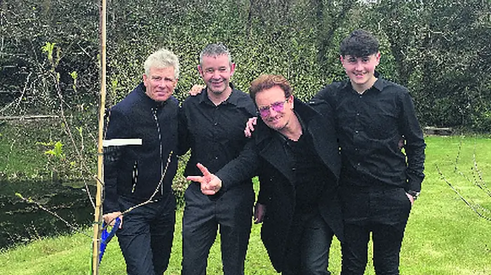 High-profile Bono and friends enjoy a low-profile weekend Image