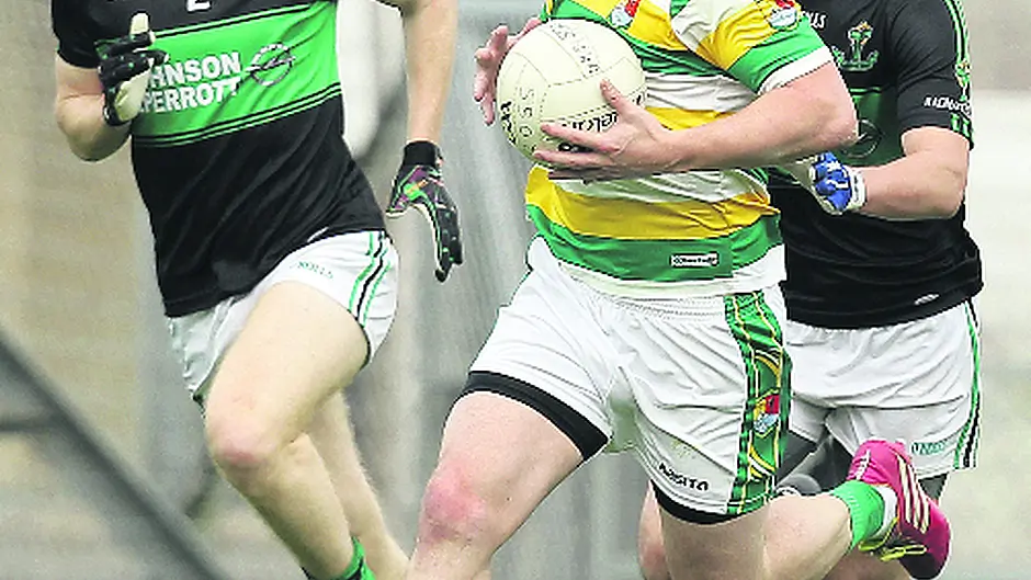 Ross boss up against home club Douglas Image