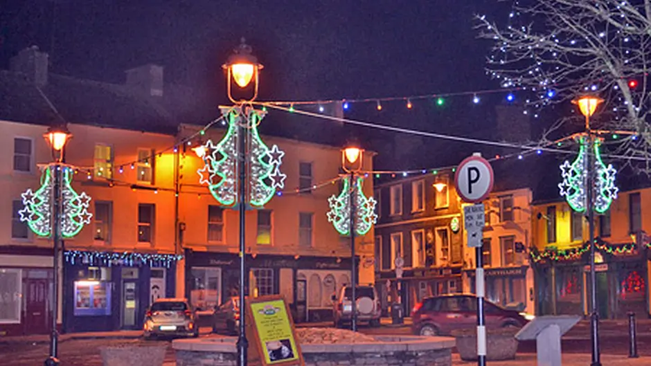 No sign of ‘comely maidens' in Dunmanway's ‘Women Behaving Badly' 12 pubs court case Image