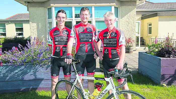 Bandon cyclists take on ‘500k in a day' challenge Image