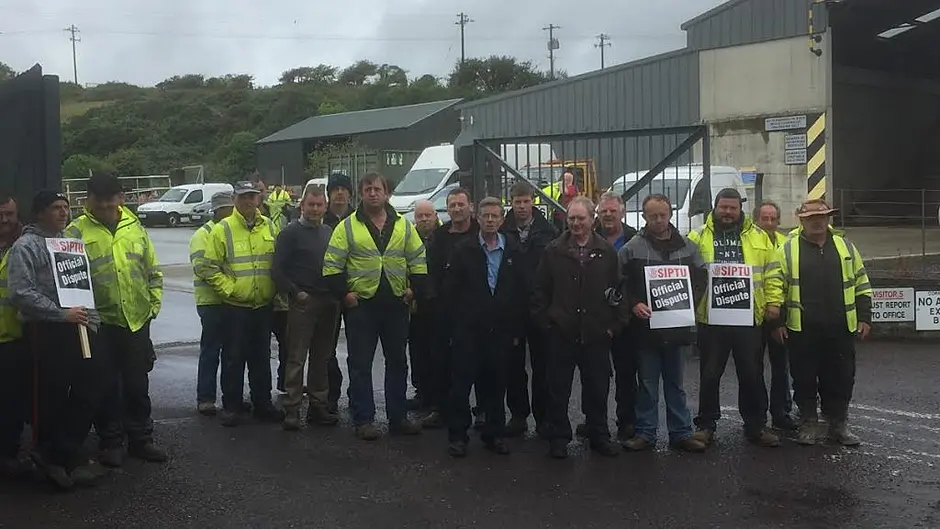 Strike at council depots Image