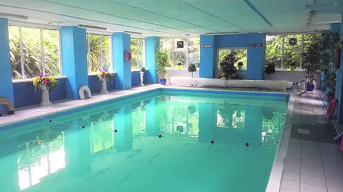 Last splash for Bandon duo as pool closes after 30 years Image