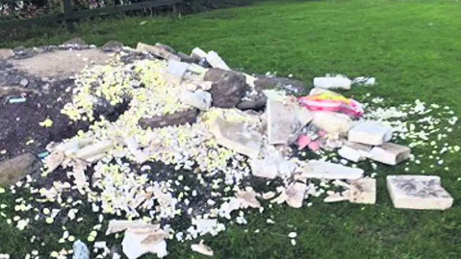 Schull sculpture smashed to pieces as gardaí take drink off ‘city' youths Image