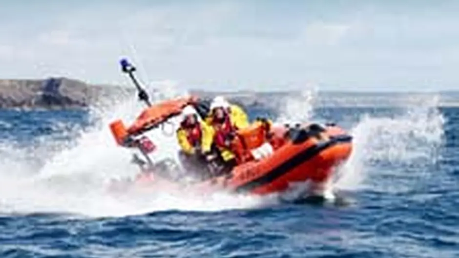 RNLI's bank holiday warning advises: ‘float to live' Image