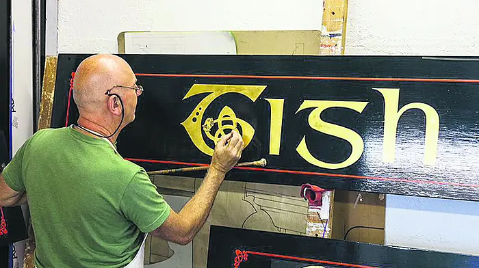 Tomás gives An Súgán a facelift – 40 years later! Image