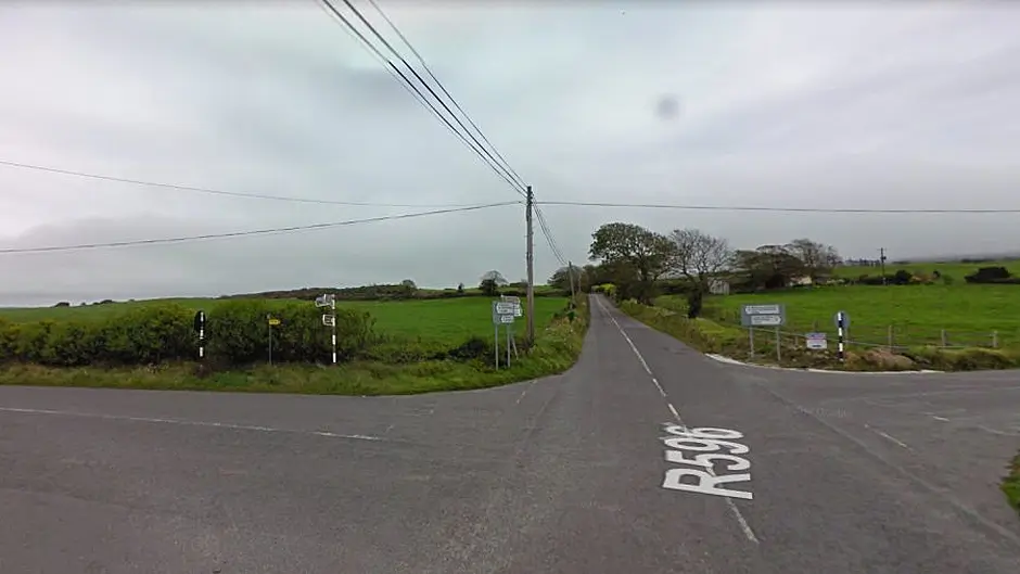 Two vehicle collision at Castletownshend Image