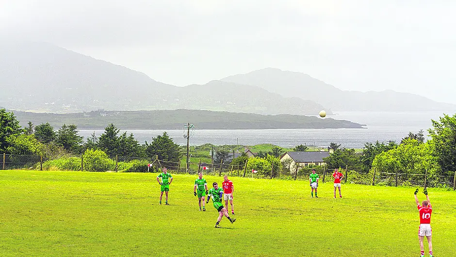 Iconic West Cork scenery stars in GAA photo-book Image