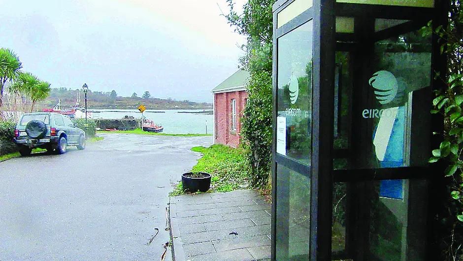 Payphones to go despite mobile blackspots Image