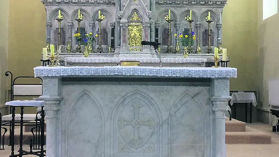 Priest gets applause after Tuam sermon Image