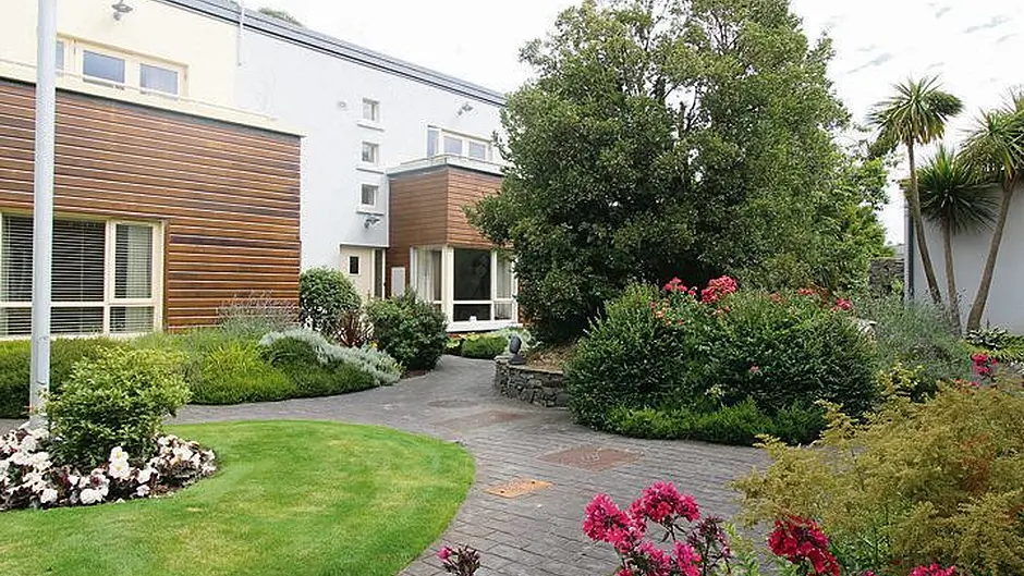 Stylish two-bed in award-winning Clonakilty has the best of everything Image