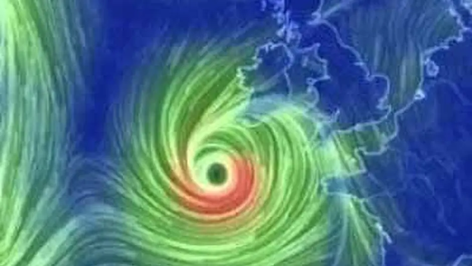 Hurricane Ophelia makes landfall in West Cork Image