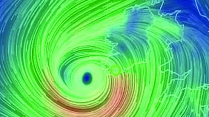 French are drafted in by ESB to help restore power supplies Image
