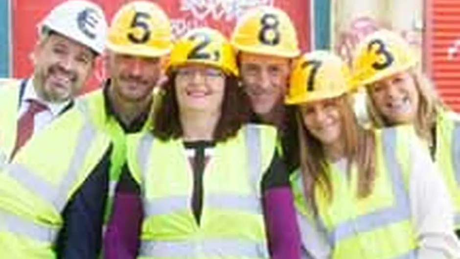 Charity walk makes a €52,873 mark on Mercy's Cancer Centre Image