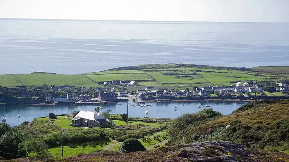 Get inspired at Crookhaven's Atlantic View for €395,000 Image