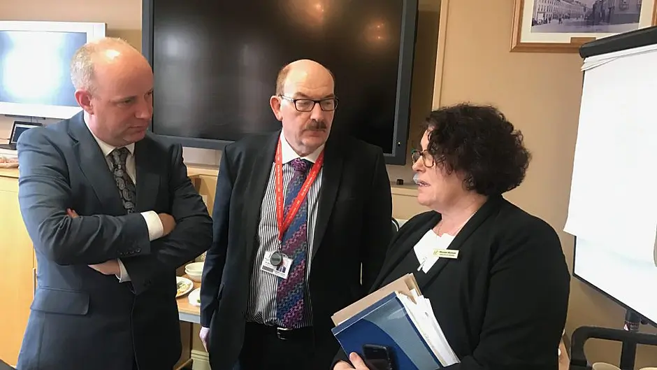 Minister to push for extended services at Bantry Hospital Image
