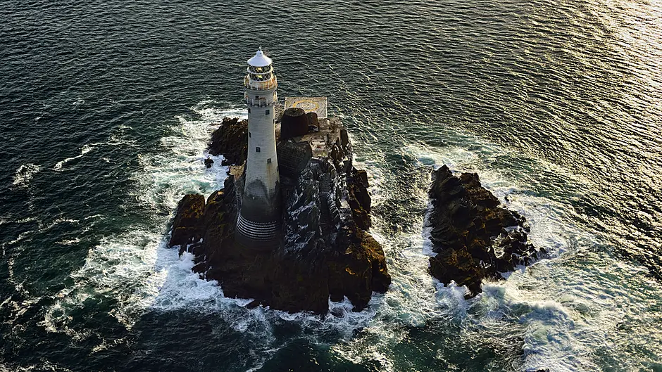 Cllr urges more discussion before final decision is made on new Fastnet light Image