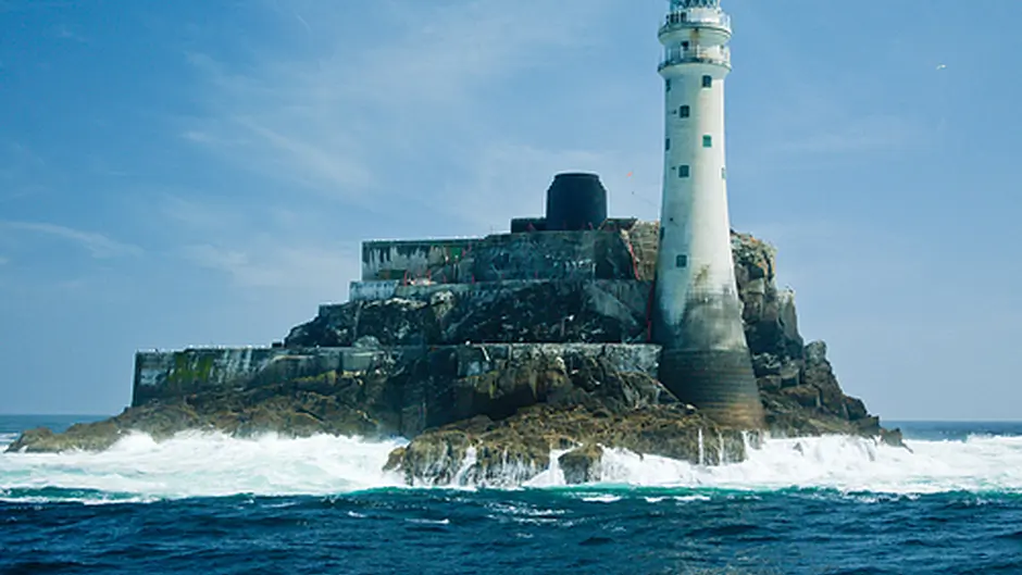 Fastnet's controversial light has been installed Image
