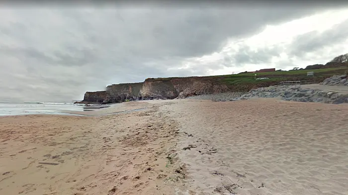 Rocky Bay residents can ‘put up their own one-way signs' Image
